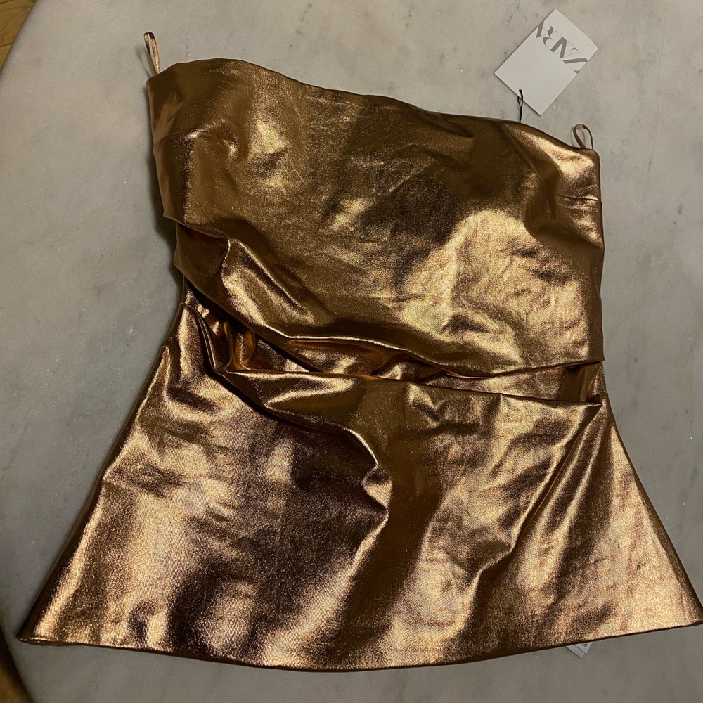 Zara Metallic Gold Strapless Top 🔥